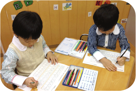 プリンス英米学院　中学準備コースの様子